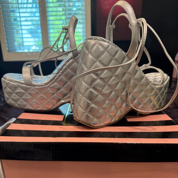 LADY GODIVA SILVER NIGHTSHADE PLATFORM LONG LACE-UP SANDALS NEW IN BOX (NWT) - Picture 7 of 14